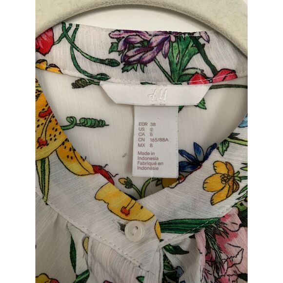 H&M Women Blouse Sz 8 Beige Floral Botanical Plumeti Chiffon Stand Up Collar - Picture 4 of 9